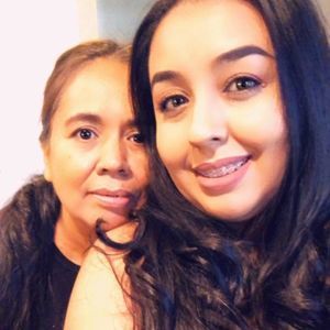 Meet your Posher, Mayra